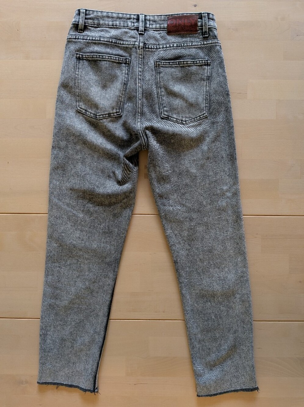 Only "Emily" Jeans High Waist Straight Raw Ankle Black Acid Size 28 - Picture 2 of 11